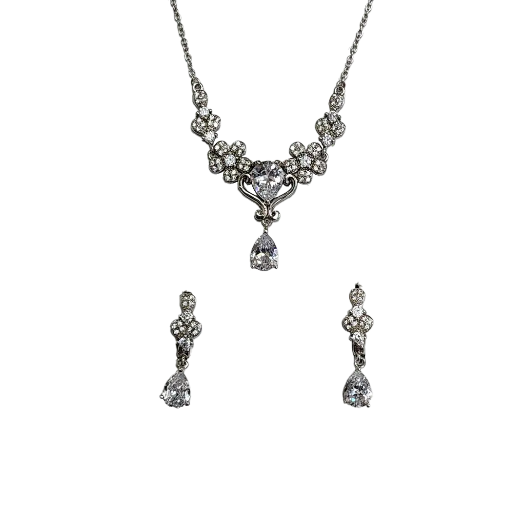 Pendant set in Sterling Silver 92.5% Purity with stone rs 3000