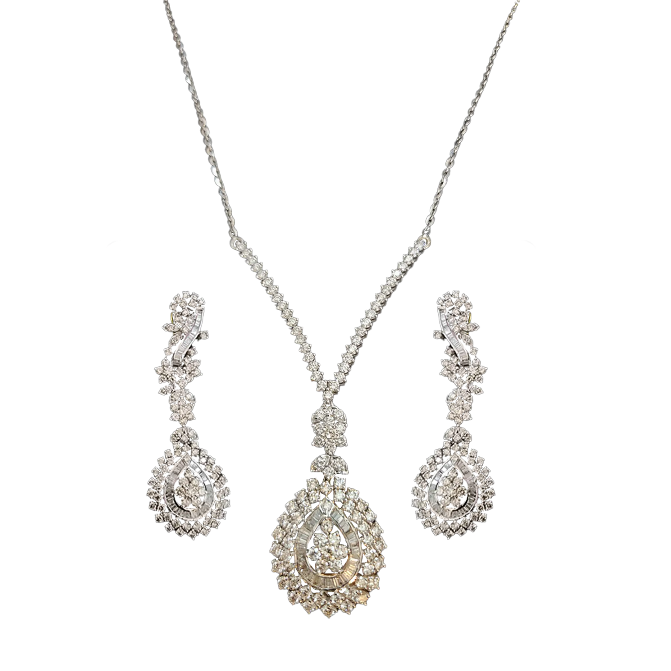 (Pendant - MSD-110) (Earrings - TD-445) Diamond Necklace With Earrings Hallmarked ( Pendent in Diamond Dia -7.13 ct, Gold - 26.819 in 18 kt Purity,Earring in Diamond Dia - 10.20 ct, Gold-41.105 in 18 kt Purity)