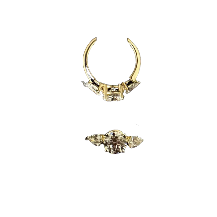 RG-068 Labgrown Ring, Diamond -1pc- 1.51 , 2pcs -0.56 Total -2.07 , Gold - 2.850 14KT